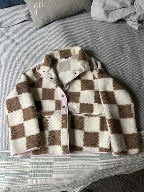 Checkerboard Sherpa Jacket in Cream & Brown
